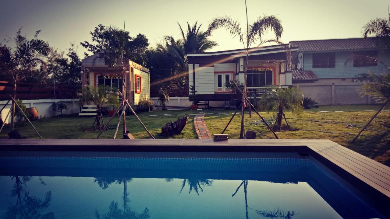 มุกดาสวรรค์ รีสอร์ท - Mukda Sawan Resort Мукдахан Екстериор снимка