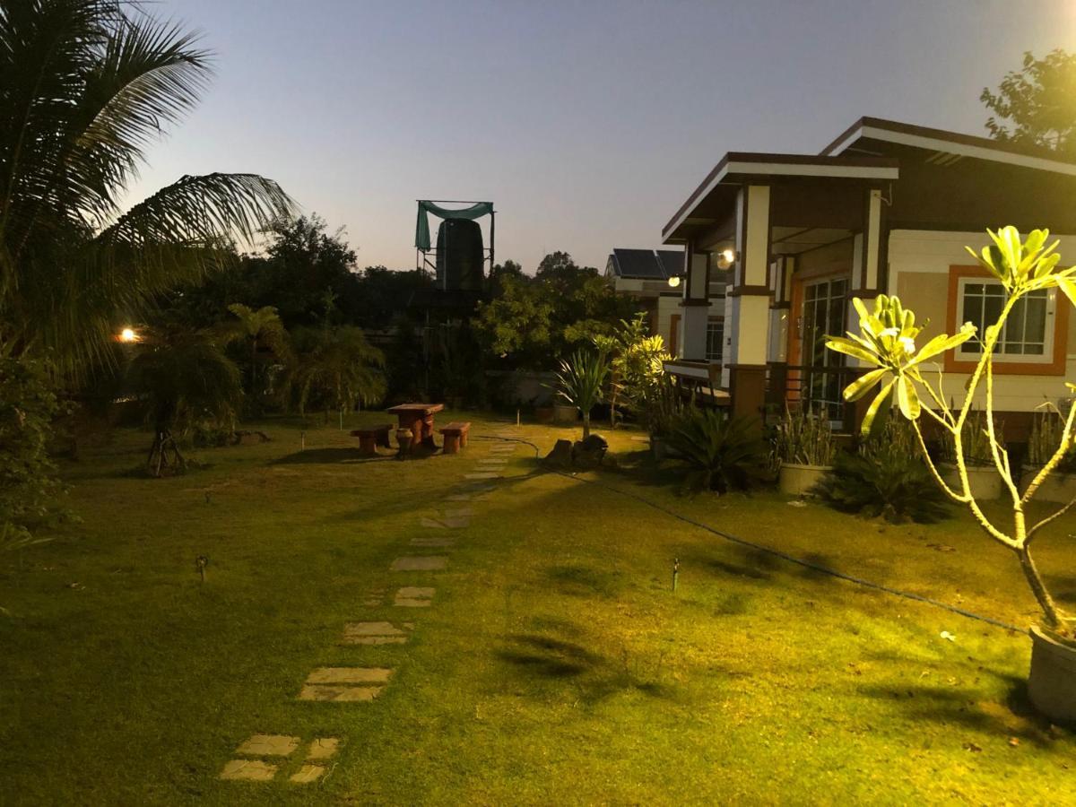 มุกดาสวรรค์ รีสอร์ท - Mukda Sawan Resort Мукдахан Екстериор снимка