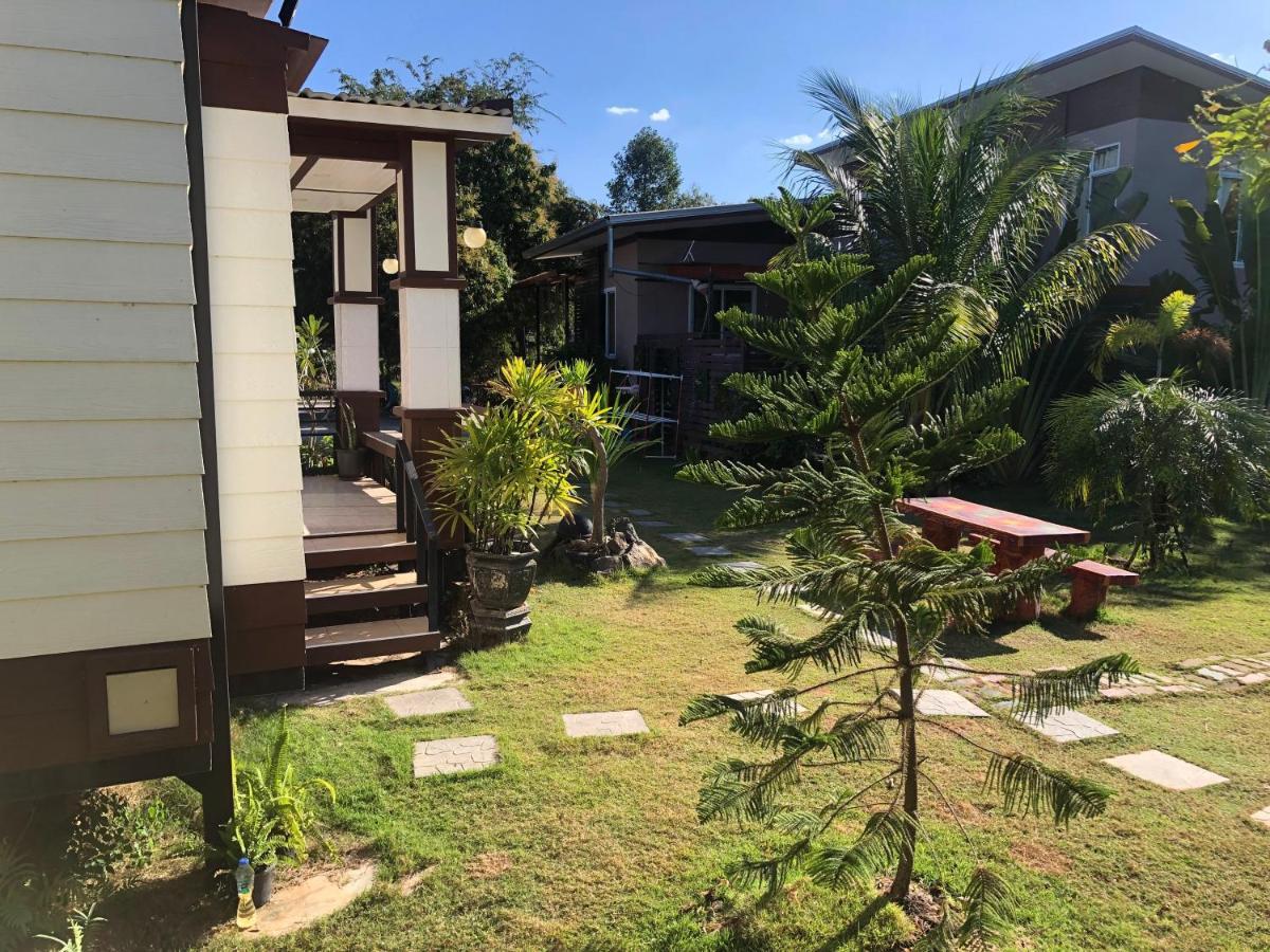 มุกดาสวรรค์ รีสอร์ท - Mukda Sawan Resort Мукдахан Екстериор снимка